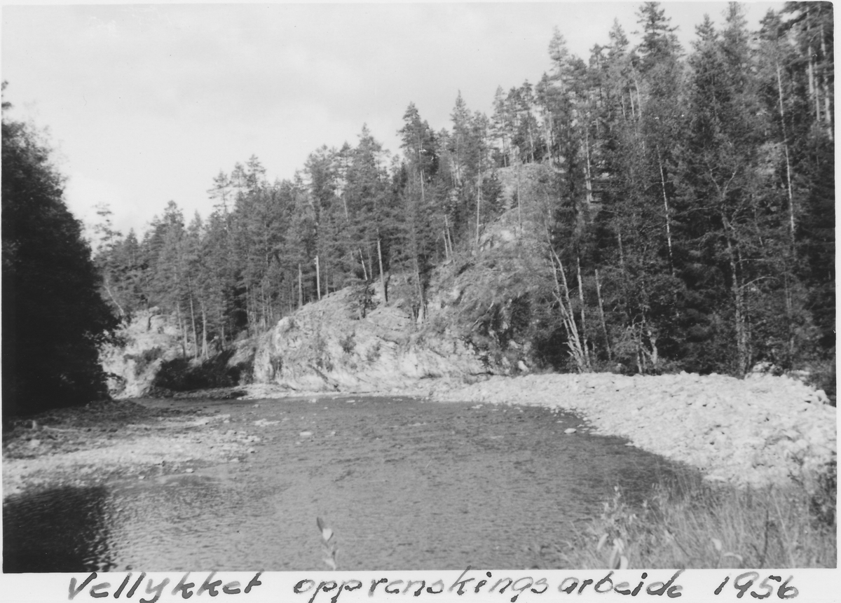 Fulldøla. Vellykket opprenskningsarbeide 1956