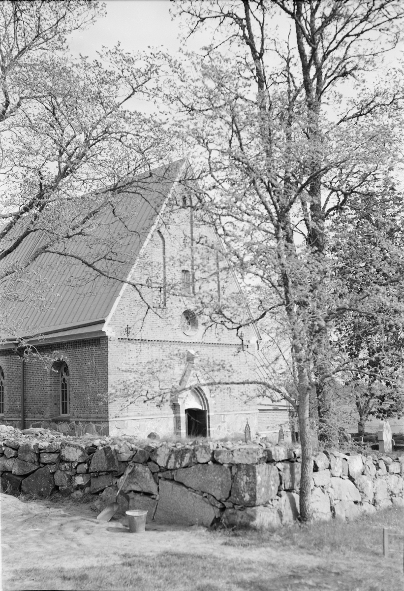 Tuna kyrka restaurerad, Tuna socken, Uppland, maj 1952