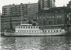 Foto visande passagerarmotorfartyget Regent av Hälsö, vid kaj i Göteborg.