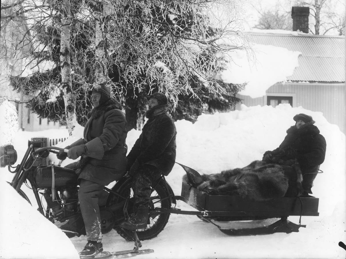 Motorsykkel med slede
