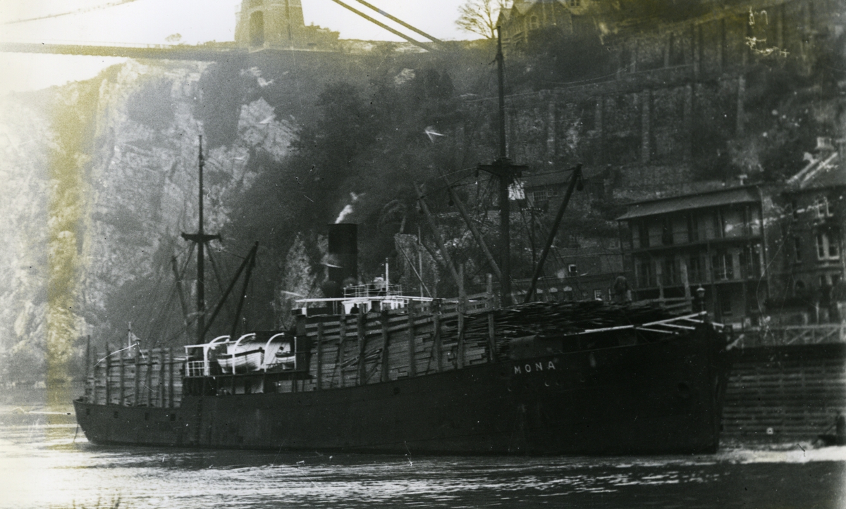 Ägare:/1927-29/: Rederi AB Sirius, /1929-51/: Rederi AB Alfa. Båda med hemort: Helsingborg.