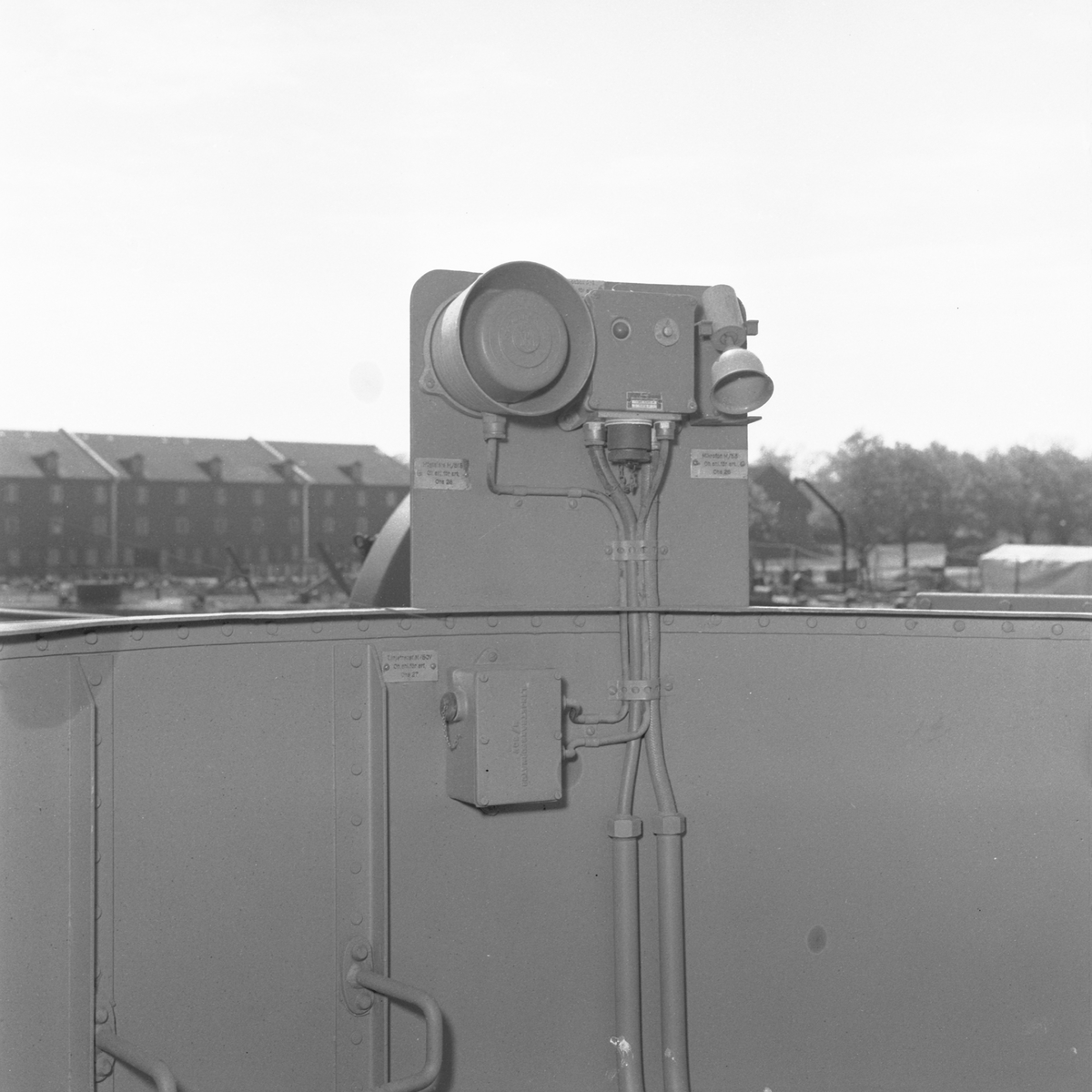 V10436
