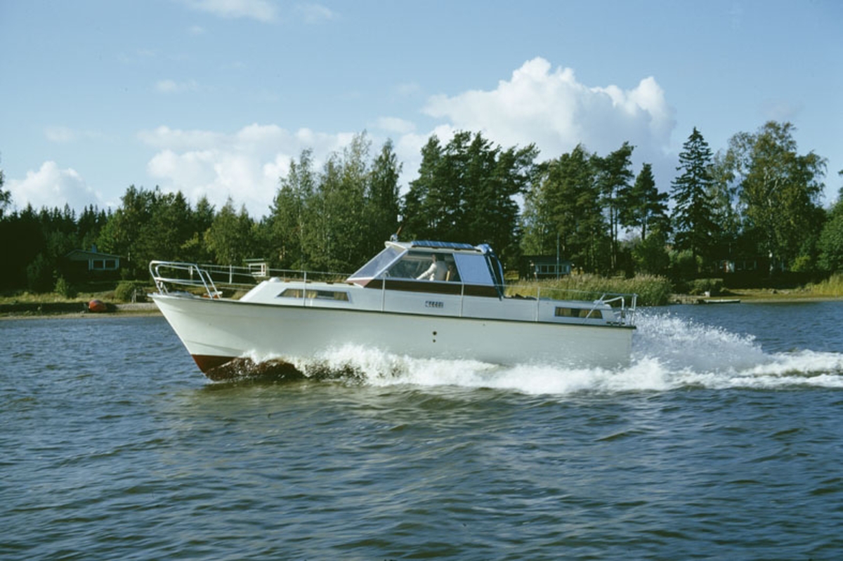 Albin 30