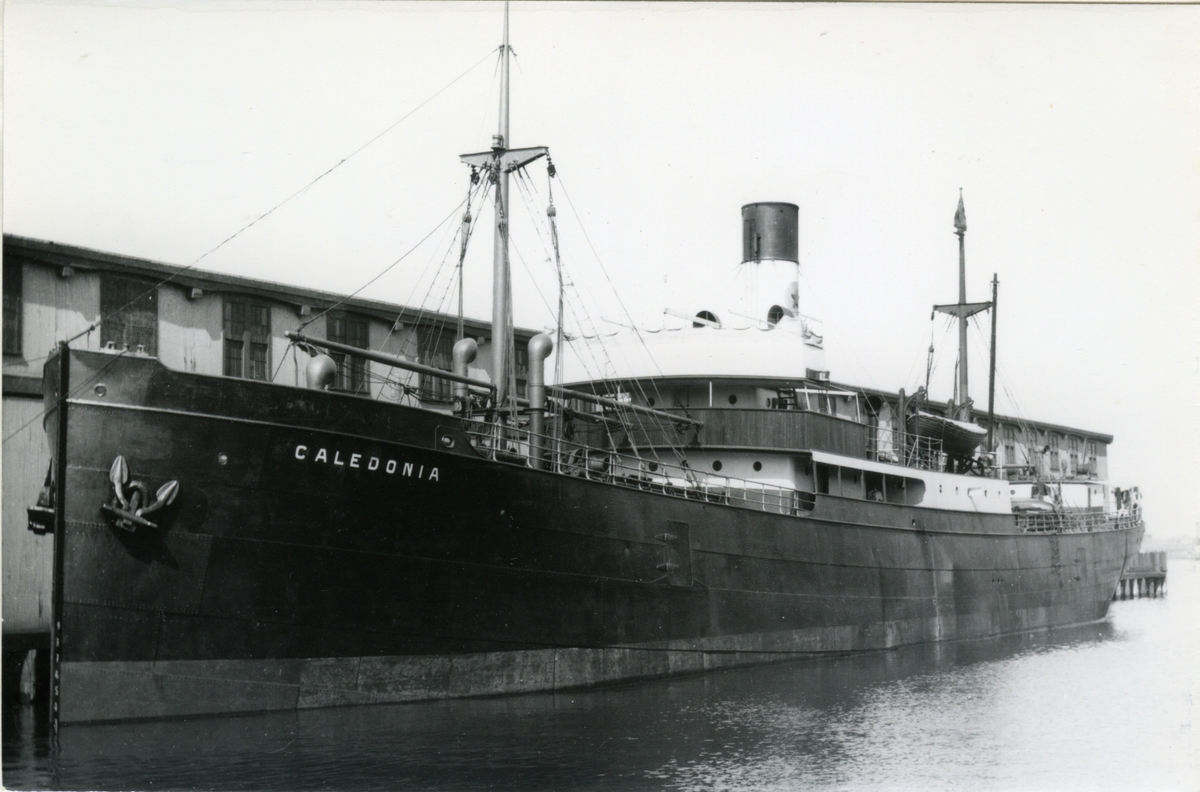 Ägare:/1919-54/: Rederi AB Svenska Lloyd. Hemort: Göteborg.