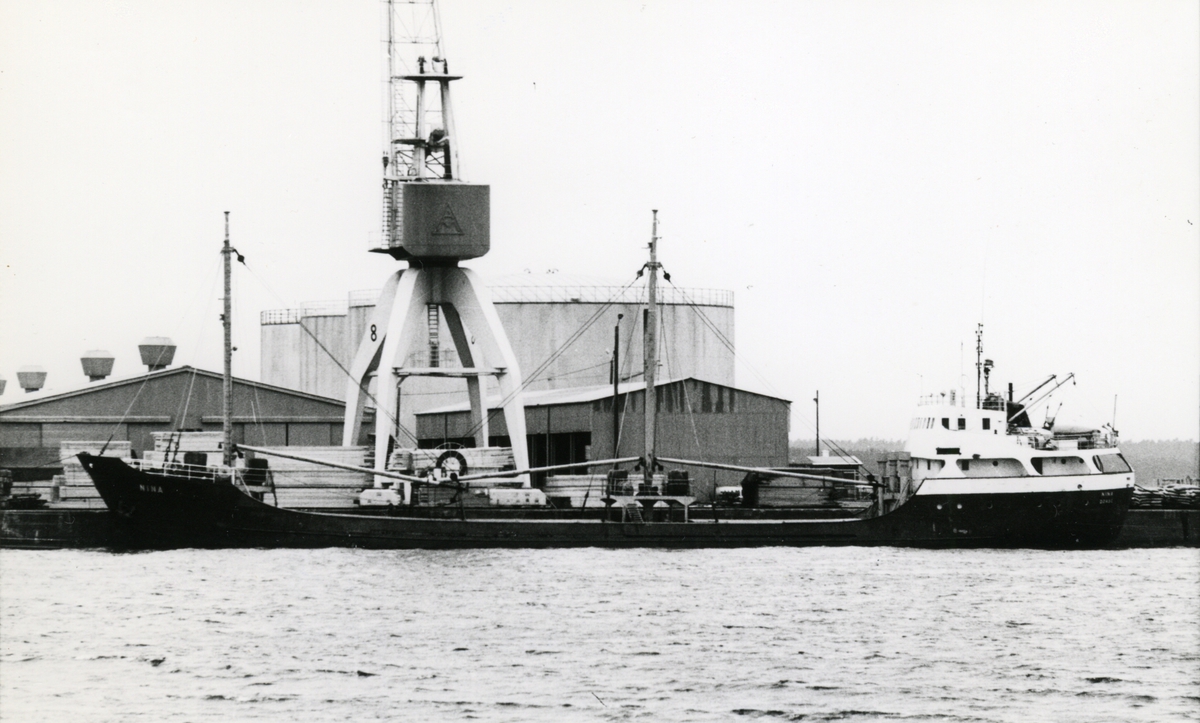 Ägare:/1968-78/: Einar Fhager. Hemort: Donsö.