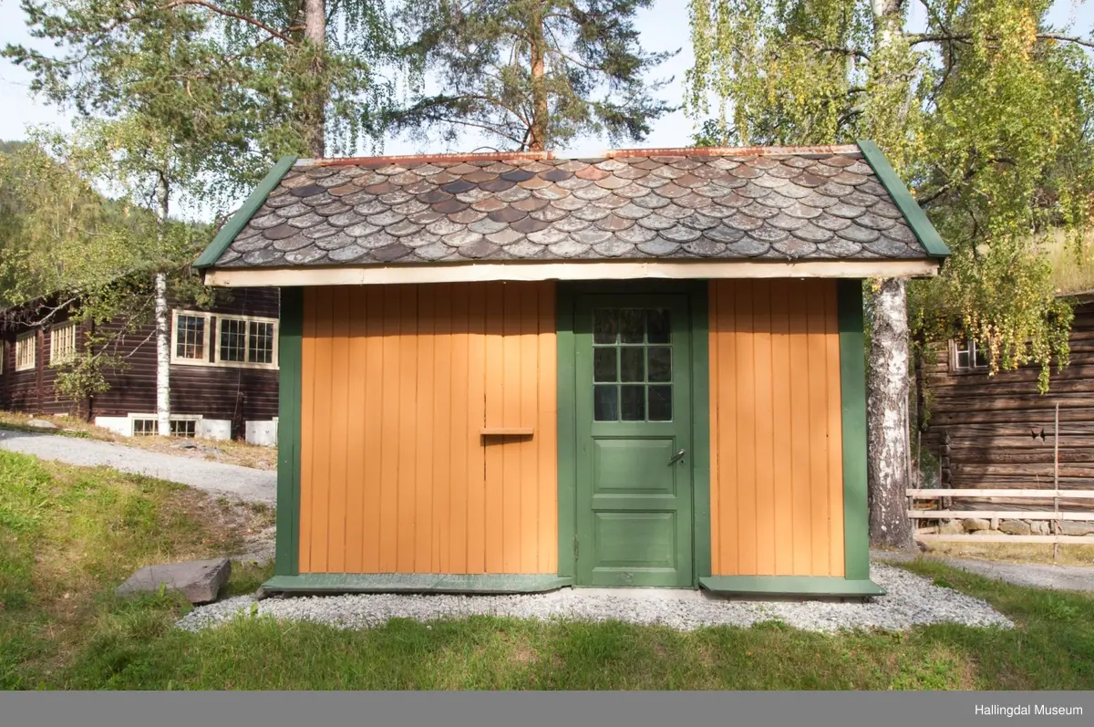 Privet (utedo) fra Liodden jernbanestasjon