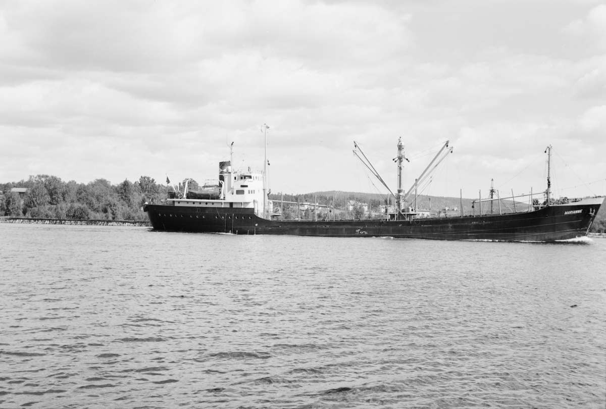 Ägare:/1958-70/: Arthur Sommer O.H.G. Hemort: Hamburg.