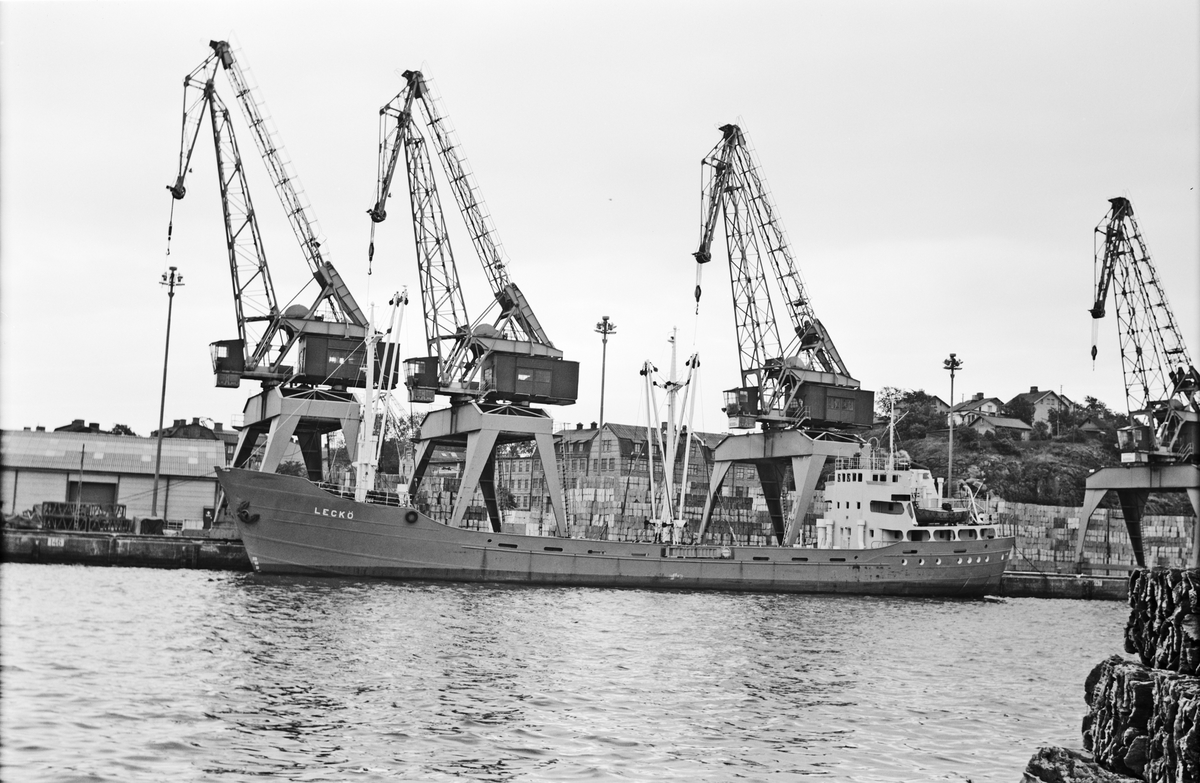 Ägare:/1964-70/: Thunrederier AB. Hemort: Lidköping.