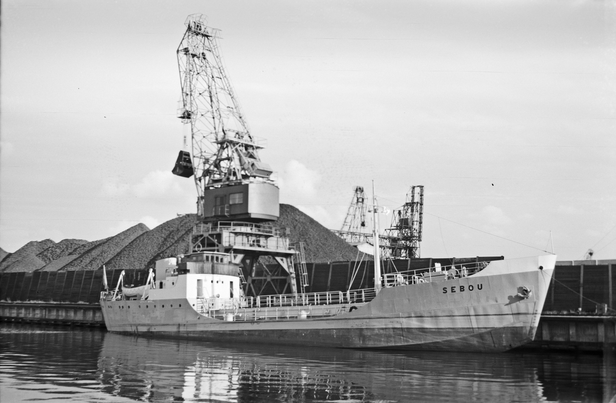 Ägare:/1952-53/: Rederi AB Sebou. Hemort: Stockholm.
