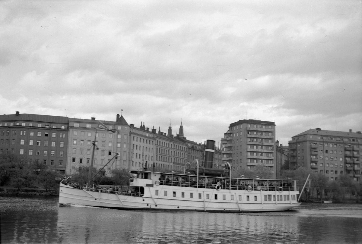 Ångfartyget CAESAR vid Liljeholmsstrand, Stockholm.