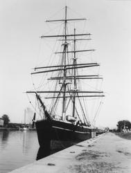 21/12 1988 [omöjligt, då var fartyget söndersprängt och bort