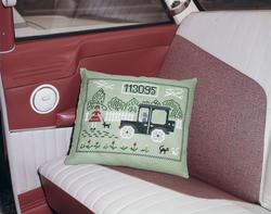 Vi pynter opp i stuen: broderi 1930-75