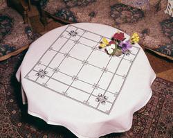 Vi pynter opp i stuen: broderi 1930-75