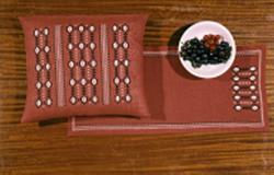 Vi pynter opp i stuen: broderi 1930-75