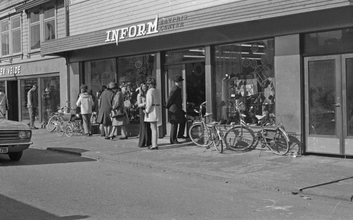 Inform-Magasin - Åpningen - Mai 1971.