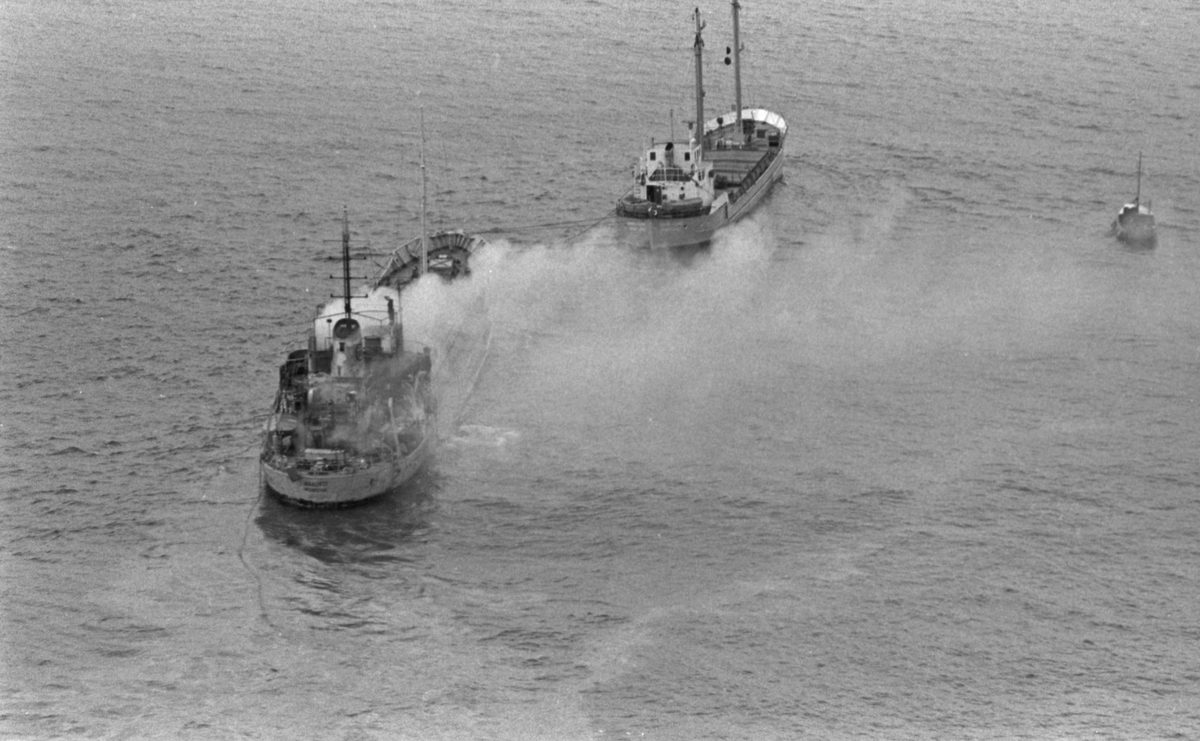 Makuroi - Eksplosjon - 16/6-1972. Flyfoto.