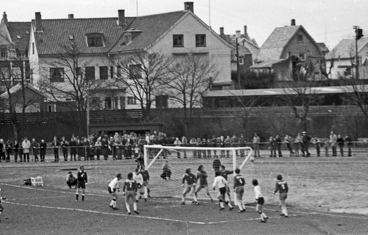 Sport - Fotball. Vard - Rosenborg.