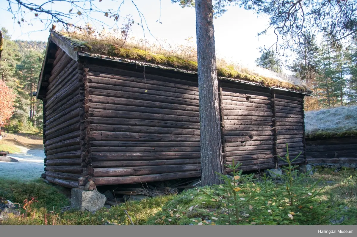 Låve fra søre Trøgaton i Kvisla