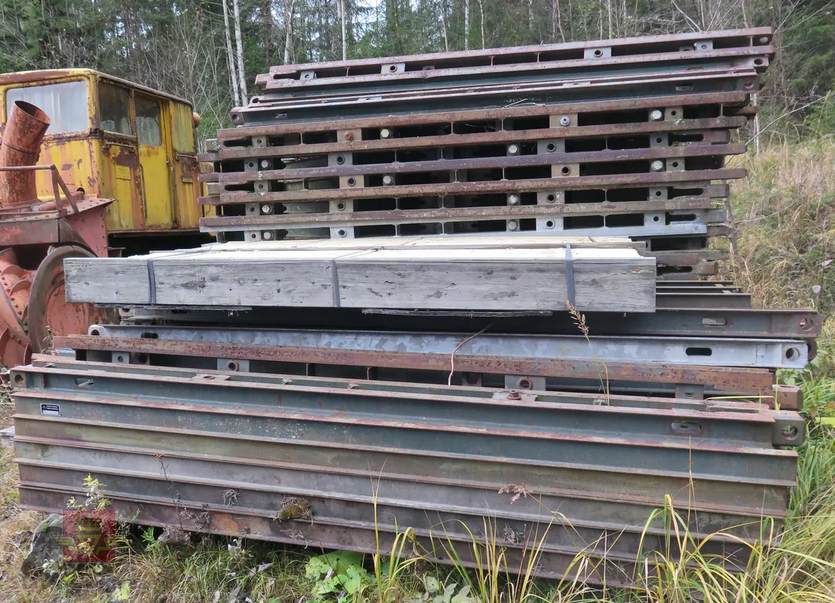Utrangert bru i deler, totalt 27 meter komplett bru.