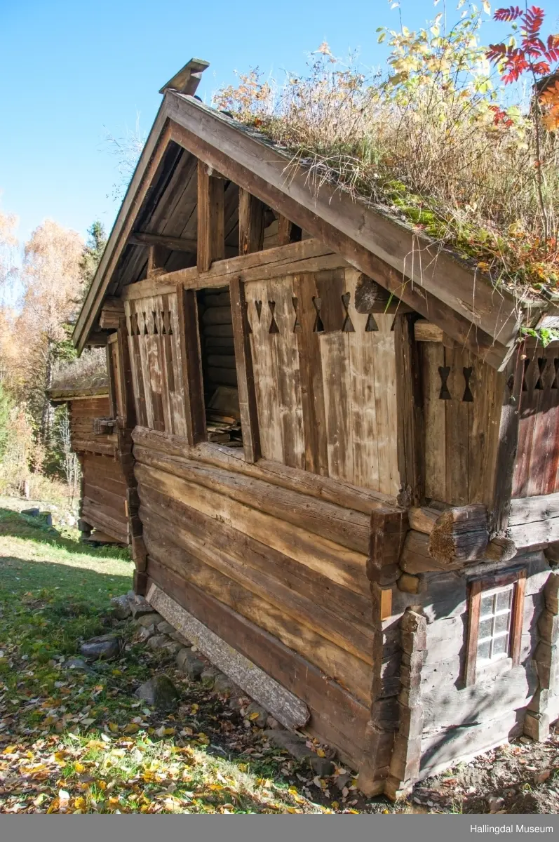 Loftstue fra Jøto Noss på Ål Bygdamuseum, Leksvol