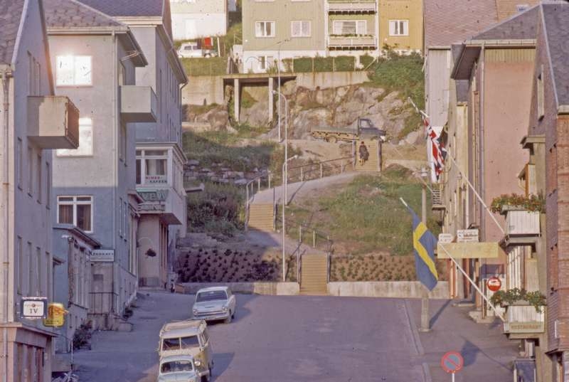 "Mimerbakken"  Hjørnet av Mimerbygget med forretningen til Tryggve Nossung.