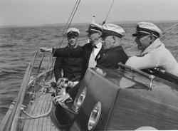 Henrik Ramsay, ägaren till REGINA, är mannen med utsträckt a