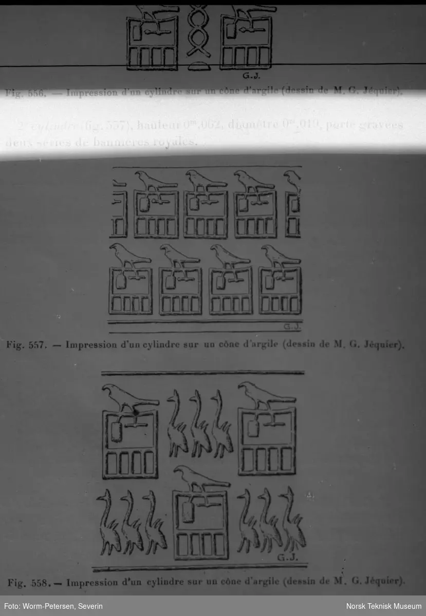 Figurer inngravert i en krukke av leire, egyptisk
