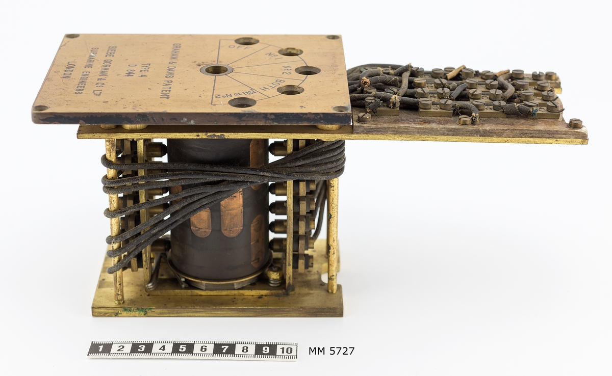 Dykartelefon, engelsk