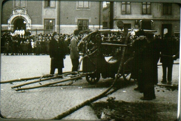 Sasse-spruta. Brandväsen, Stora torget.