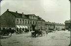 Stora torget, med de gamla basarbodarna.