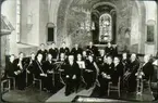 Mössebergs musikkår i S:t Olofs kyrka 25/2 1945.