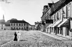 Stora torget. Bild före 1911 med det gamla rådhuset i kanten.