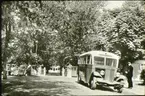 Mössebergs sanatorium, bussen vid portarna till Stora Allén.