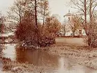 Täby kyrka och gamla landsvägsbron.
Beställningsnr: TÄ-730.