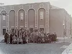 Socialdemokratiska kvinnoförbundet, grupp framför Konserthuset.