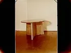 Möbler: rund bord.
AB Martin G. Andersson