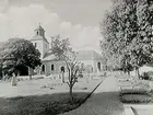 Hallsbergs kyrka från söder.