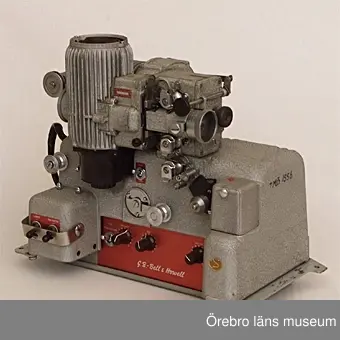 FILMPROJEKTOR