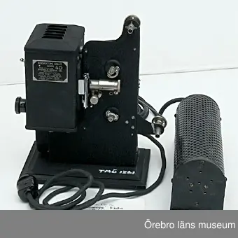 FILMPROJEKTOR