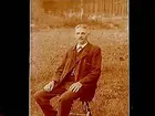 En man.
Gustaf Nylin