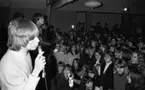 Popreportage 10 mars 1966

Popgruppen Ola and The Janglers, och sångare heter Ola Håkansson.