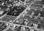 Flygfoto över Laxå, bostadshus.
Bilden tagen för vykort.