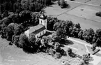 Flygfoto över Lillkyrkas kyrka.
Bilden tagen för vykort.
Förlag: Henrik Anderssons Eftr., Lillkyrka.