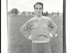 Alvar Andersson. 6 allsvenska fotbollsmatcher 1 mål, 31 div. 1 matcher och 9 mål.
Åren 1940-42, 1945-46.