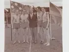 Friidrott, Hällefors.
Närkes stafettlag 400 m. Fr.v. Lars-Erik Wolfbrandt, Lennart Johansson, tränare Evert Mattsson, Sven Malmberg, Alf Andersson (Linde).