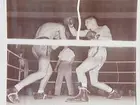 Boxning, Idrottshuset 1947.
 Matchbilder, Rolf Norling.