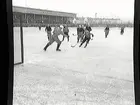 Bandy. ÖSK-AIK, situationsbilder.