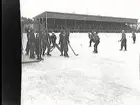 Bandy vid Eyravallen.
ÖSK-Råsunda. Situationsbilder.