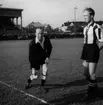 Fotboll
Internationell domare Ivan Eklind.
Match mella ÖSK-Surahammar på Eyravallen, Örebro.