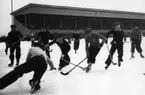 Bandy
Wasberg (ÖSK) gör mål på Söderköping vid Eyravallen (Örebro).